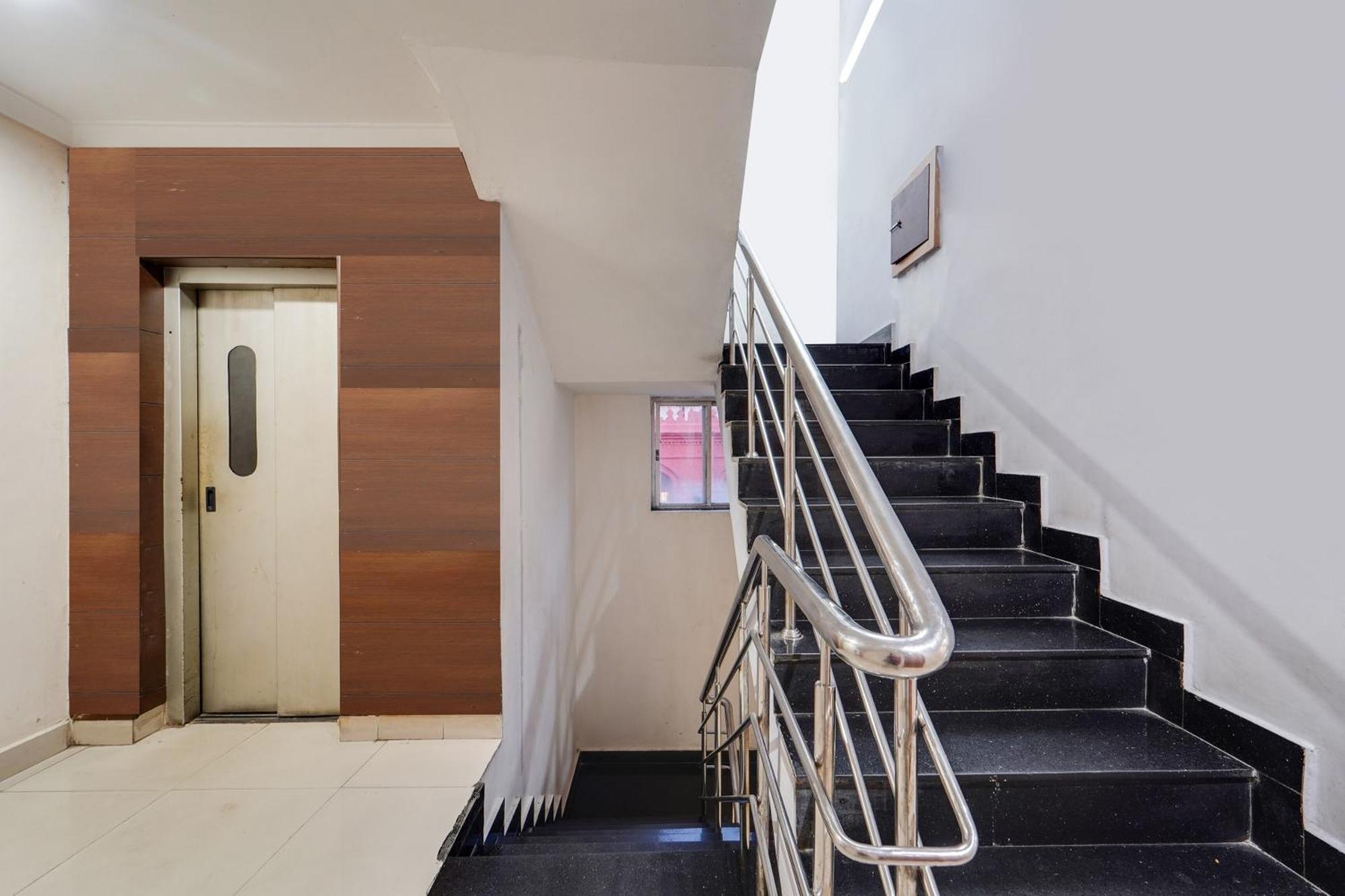 Townhouse Garden City Ченнаи Экстерьер фото